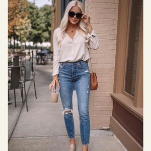 Abercrombie Kathleen distressed skinny jeans size 25